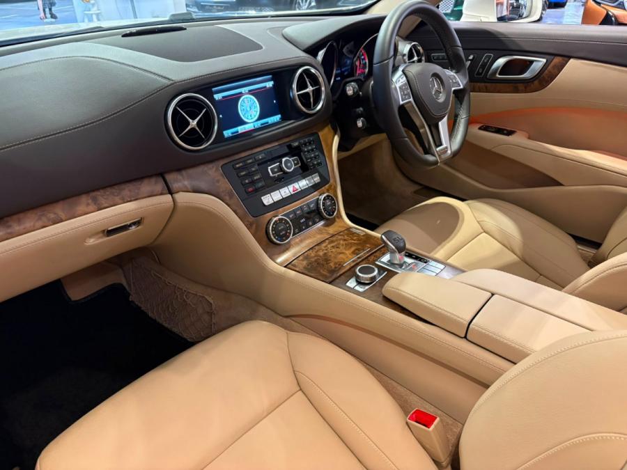 SL350 - Image 6